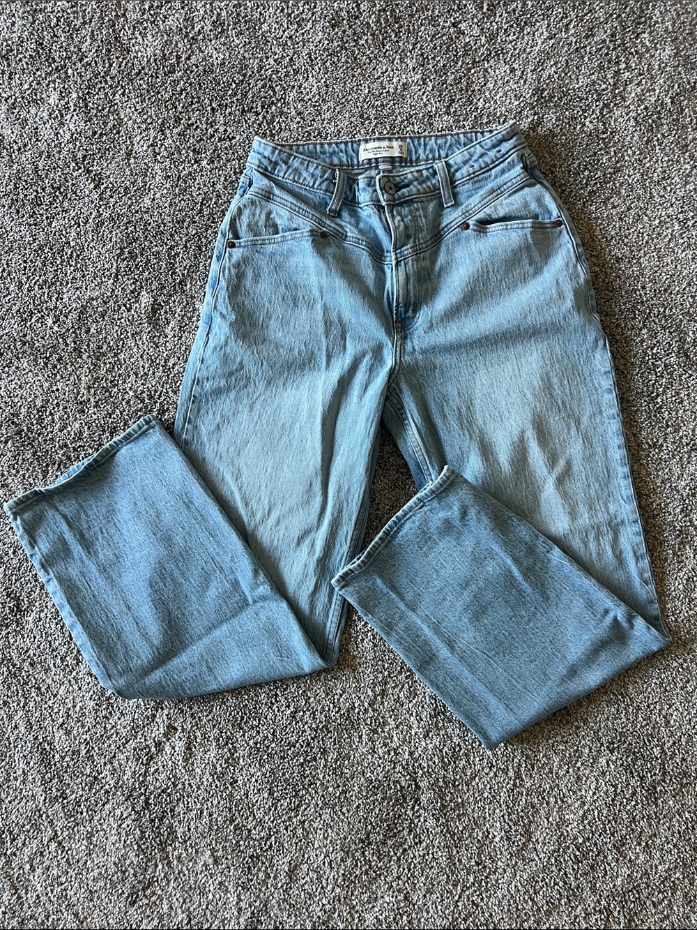 Abercrombie & Fitch The 90’s Relaxed Jean